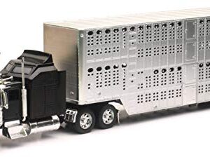 Unpacking the 1/32 New Ray Kenworth W900 Pot Belly Trailer