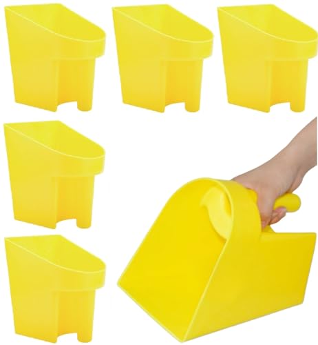 Maximize Efficiency: Review of the Heavy-Duty Feed Scoop